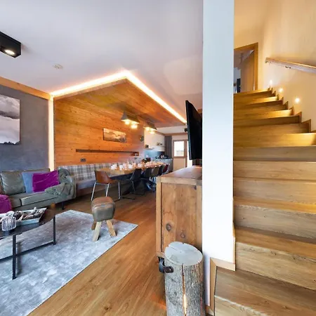 Zillertal Arena 2 Holiday home *